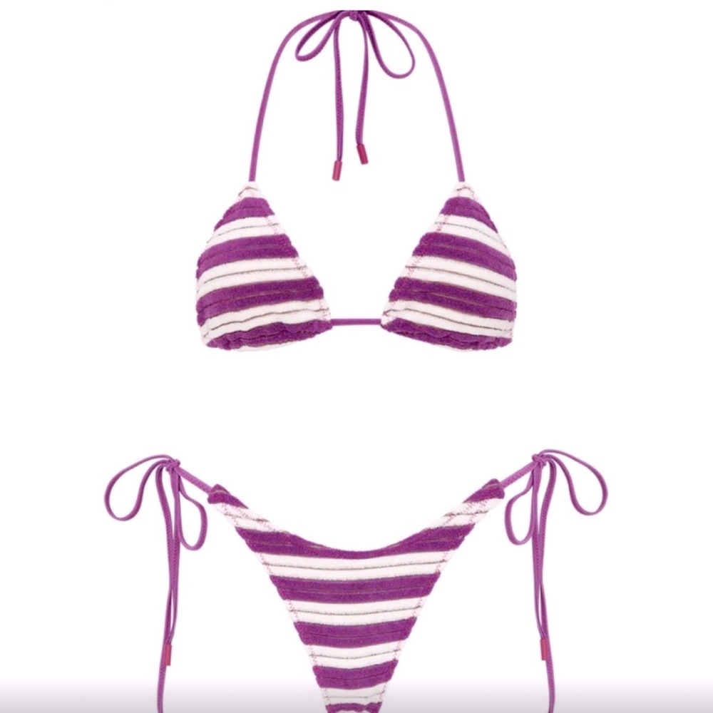 Triangl bikini, beautiful purple and white stripe pattern!!! TOP- XS, BOTTOMS- S